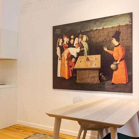 לודז' Apartament Z Upadkiem Ikara / Apartment With The Fall Of Icarus מראה חיצוני תמונה